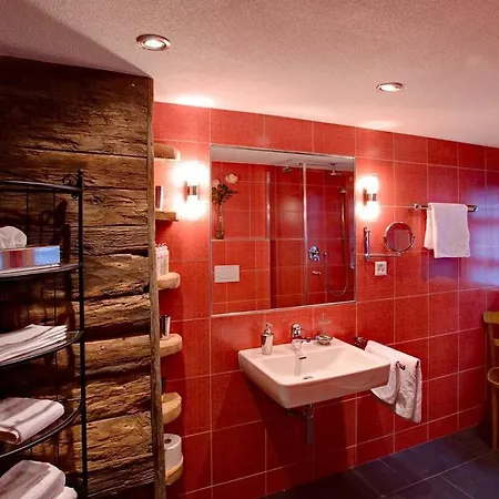 Villa Contact Us At What App - 0041-798-079-427 To Book!! - 3 Beds In Traditional Swiss Chalet Sankt Niklaus