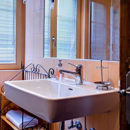 Villa Contact Us At What App - 0041-798-079-427 To Book!! - 3 Beds In Traditional Swiss Chalet *